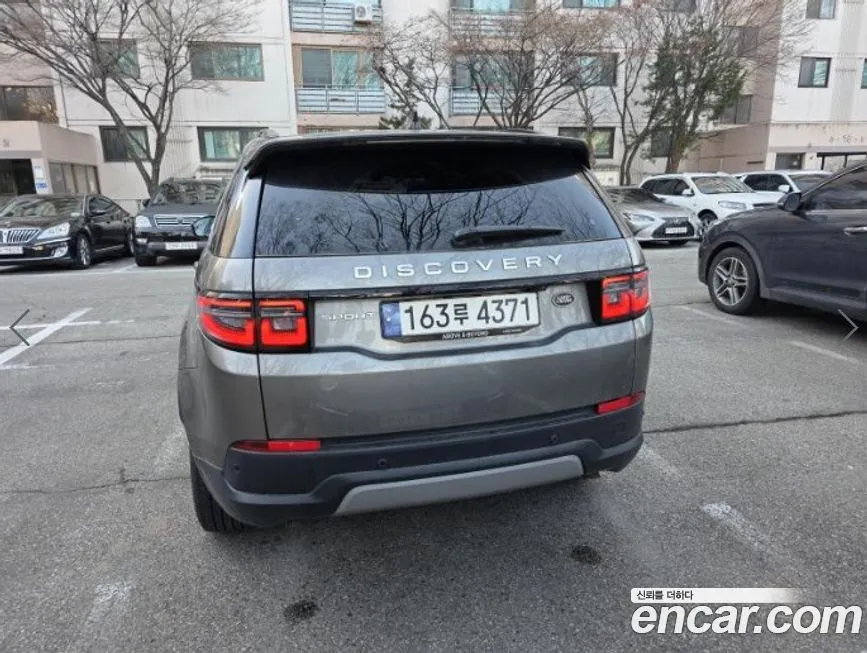 Land Rover Discovery Sport — фото 4