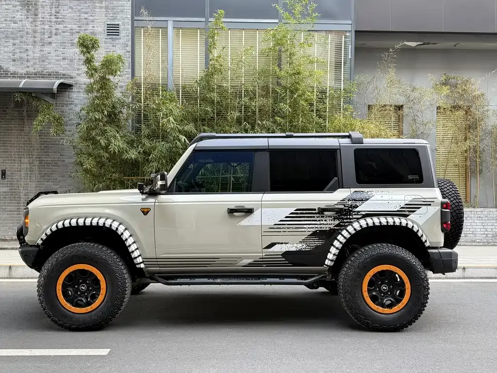 Ford Bronco 2025 из CN, фото 6