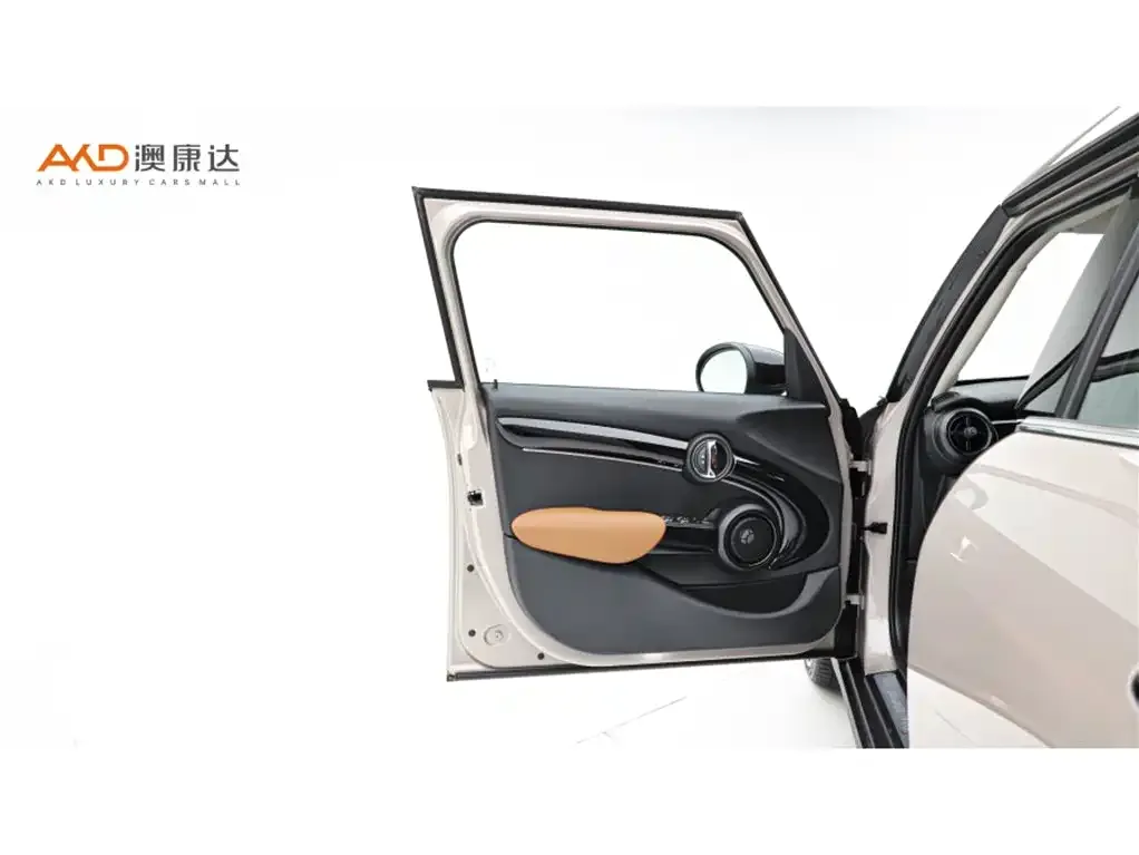 MINI Cooper (3-door) 2023 из CN, фото 10