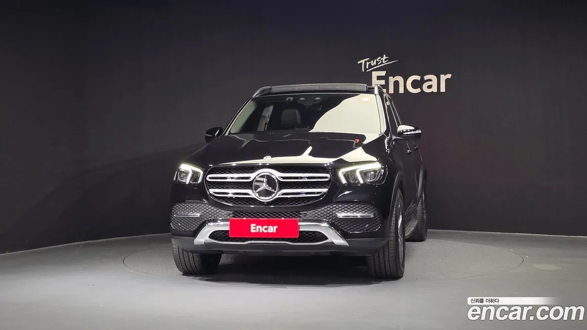 Mercedes-Benz GLE-Class — фото 3