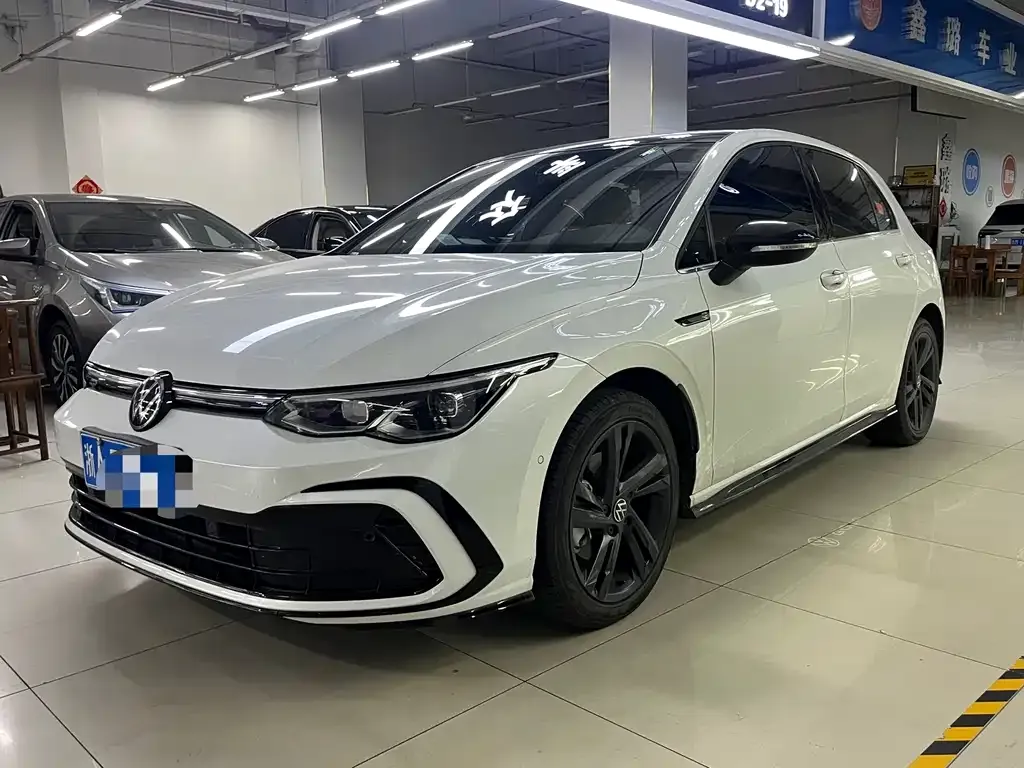 Volkswagen Golf 2022 из CN, фото 1