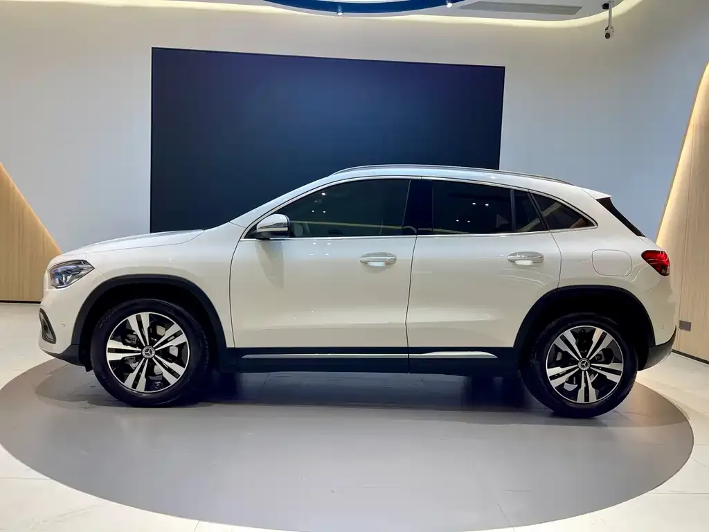 Mercedes-Benz GLA — фото 2