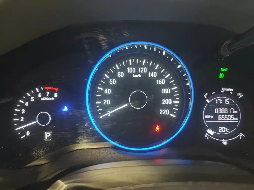 Honda Vezel 2021 из CN, фото 8