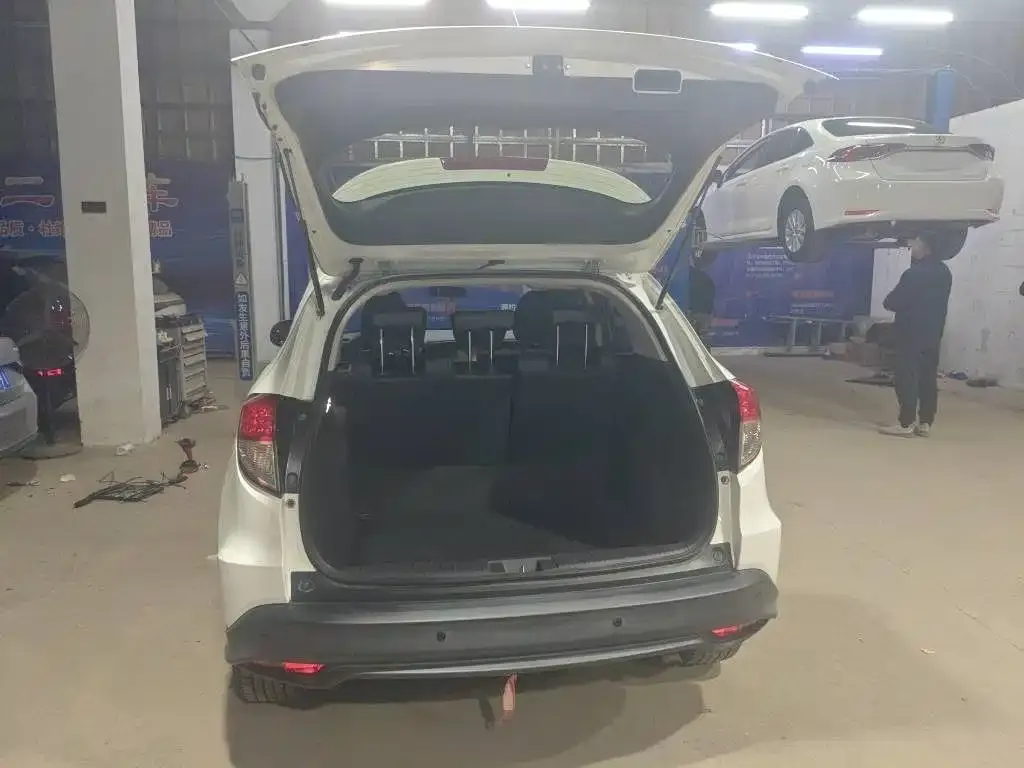 Honda Vezel 2021 из CN, фото 9
