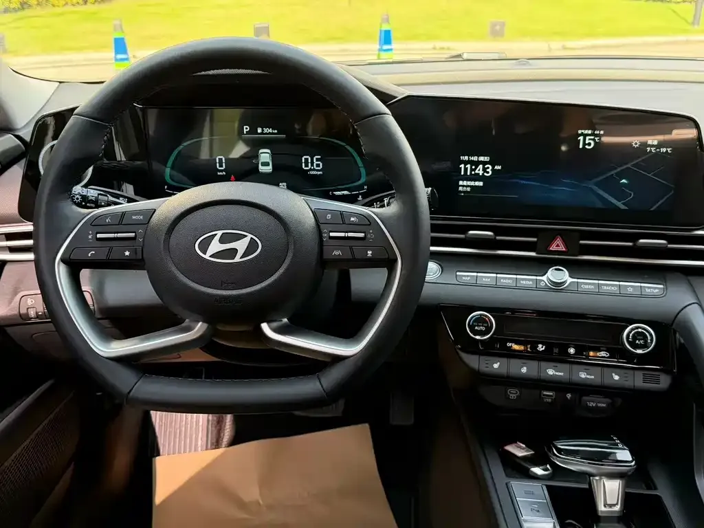 Hyundai Elantra 2025 из CN, фото 8