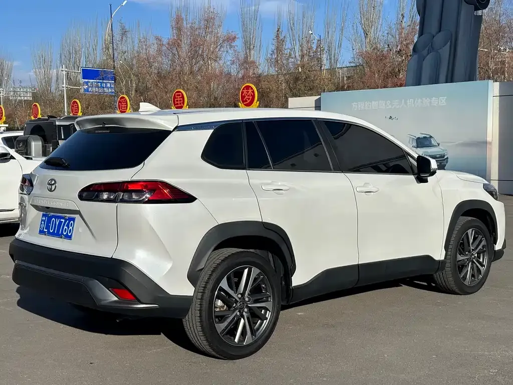 Toyota Frontlander 2022 из CN, фото 6