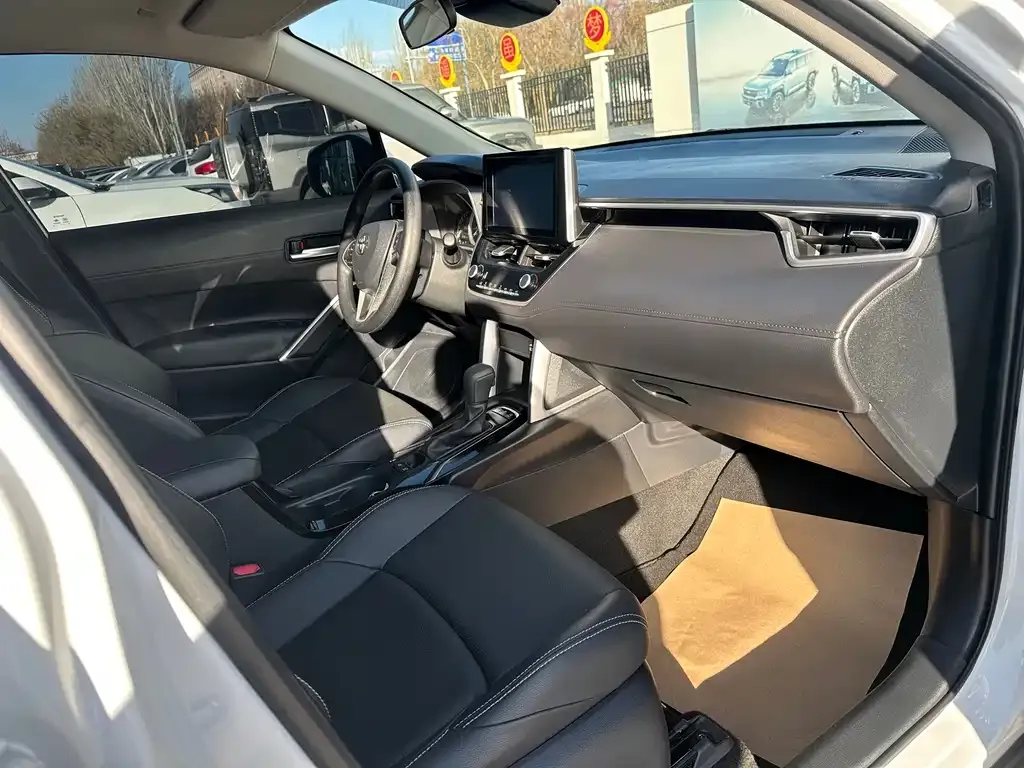 Toyota Frontlander 2022 из CN, фото 9