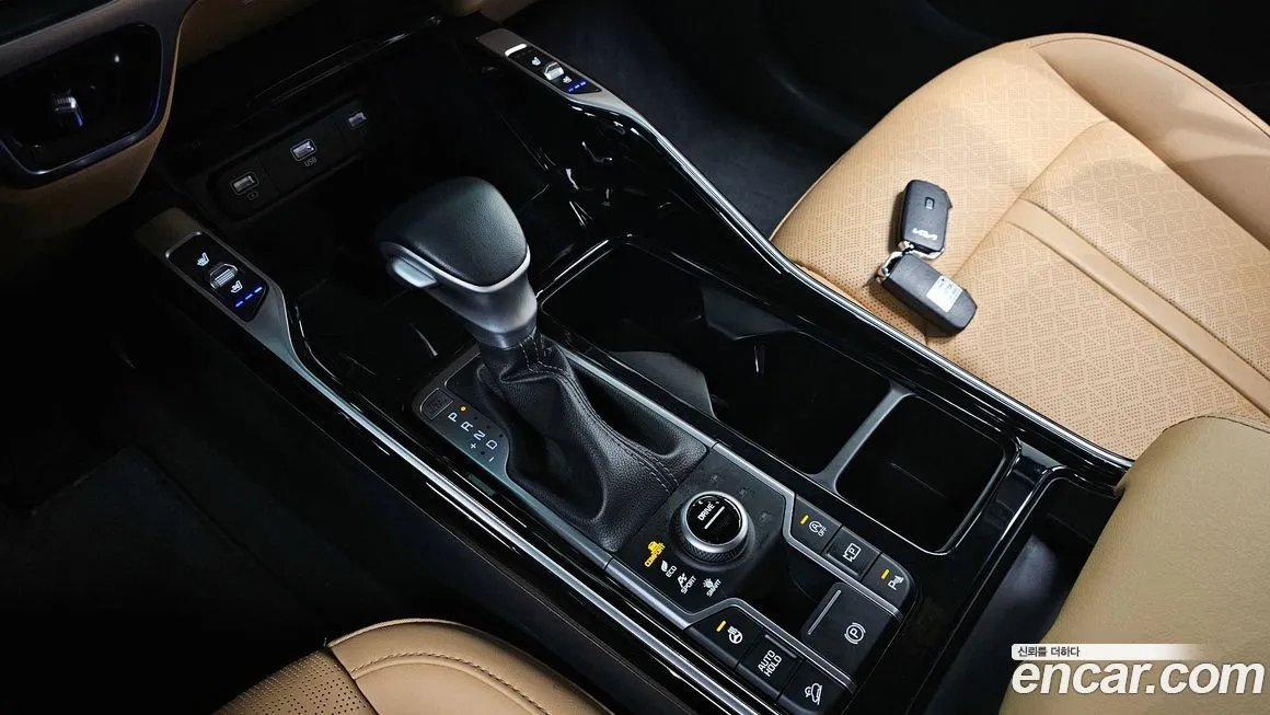 Kia Sorento — фото 9