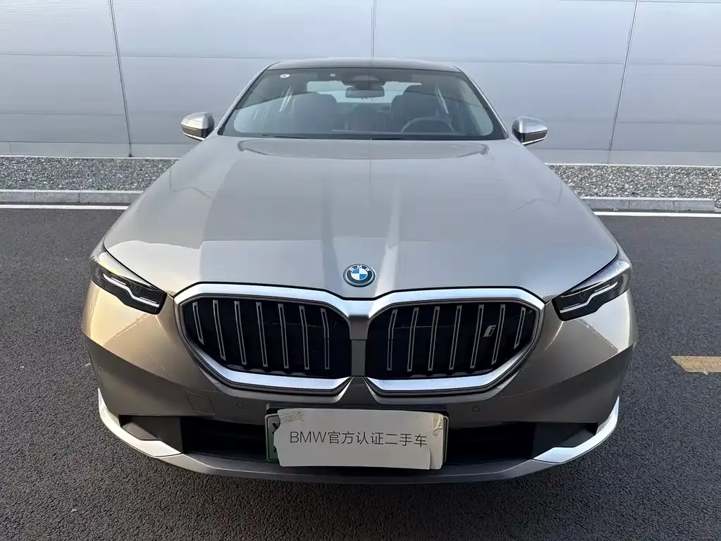 BMW i5 2025 из CN, фото 2