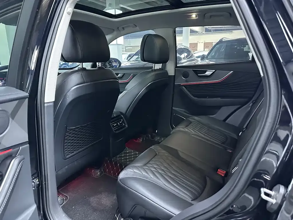 Hongqi HS5 2024 из CN, фото 9