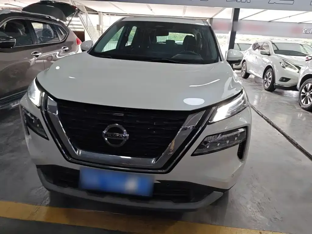 Nissan X-Trail 2022 из CN, фото 1