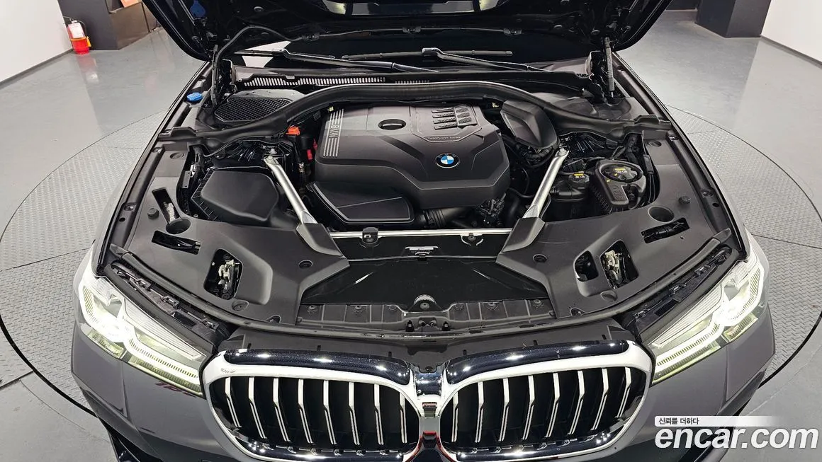 BMW 5-Series 2022 из KR, фото 6