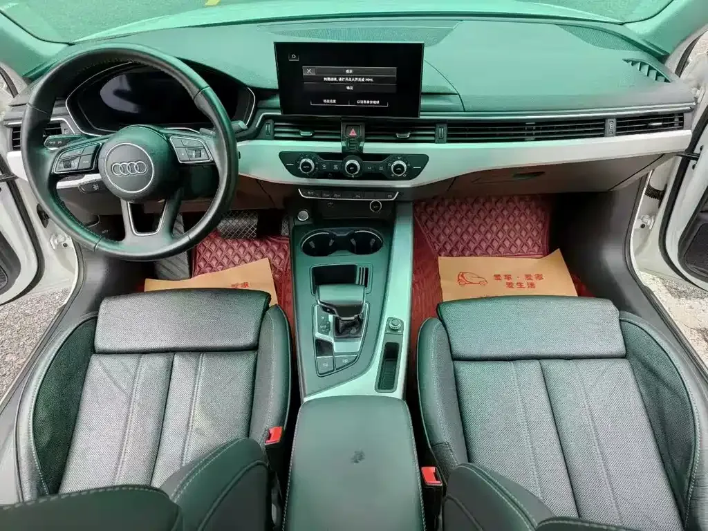 Audi A4L 2021 из CN, фото 6