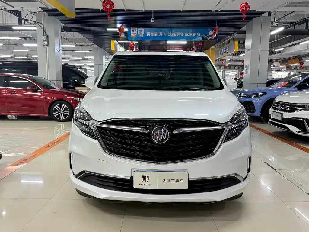 Buick GL8 2022 из CN, фото 2