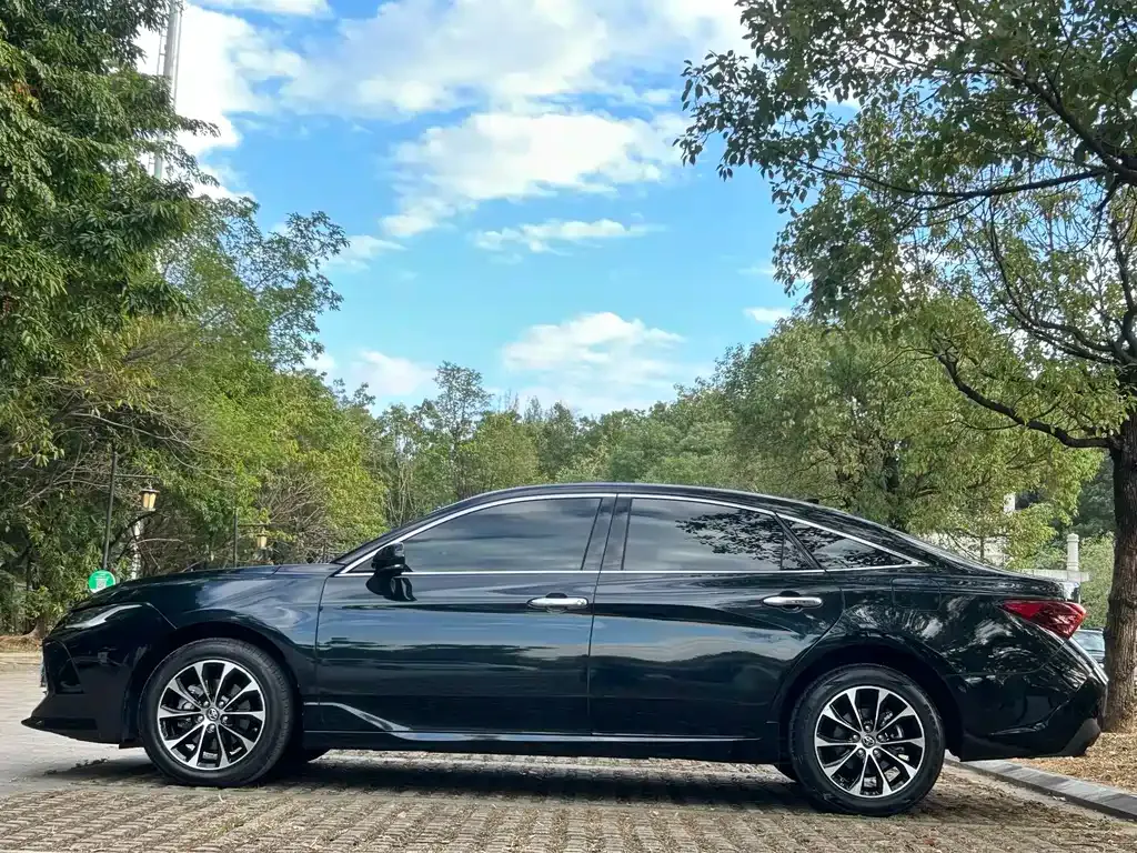 Toyota Avalon 2023 из CN, фото 4