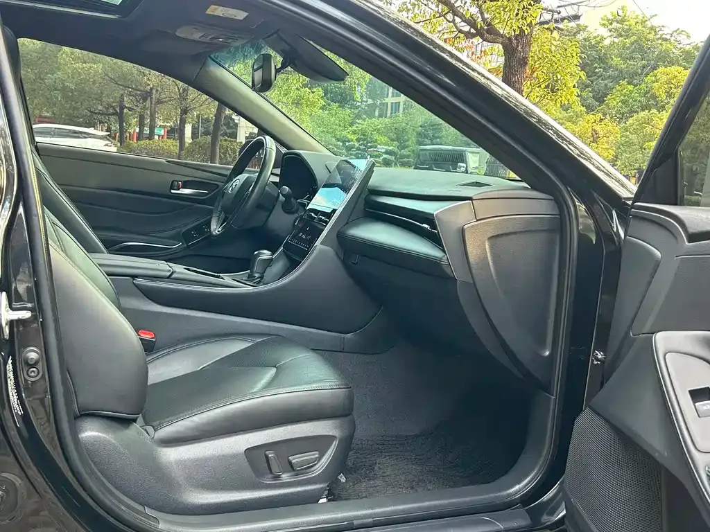 Toyota Avalon 2023 из CN, фото 6