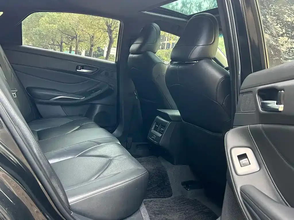 Toyota Avalon 2023 из CN, фото 7