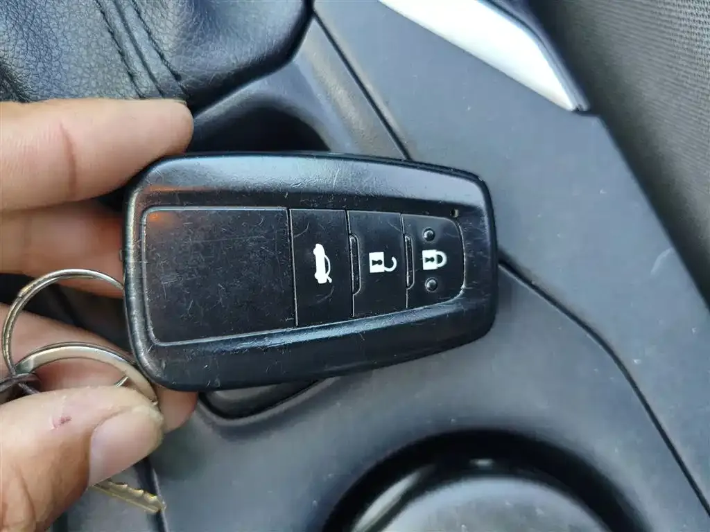 Toyota Corolla 2021 из CN, фото 10