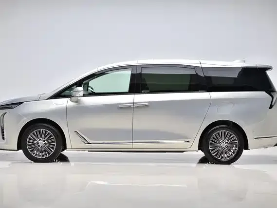 Buick GL8 Hybrid 2024 из CN, фото 4