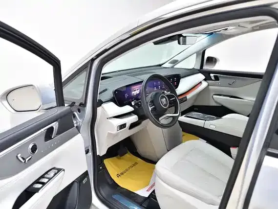 Buick GL8 Hybrid 2024 из CN, фото 9
