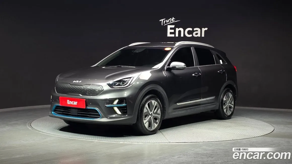 Kia Niro — фото 1
