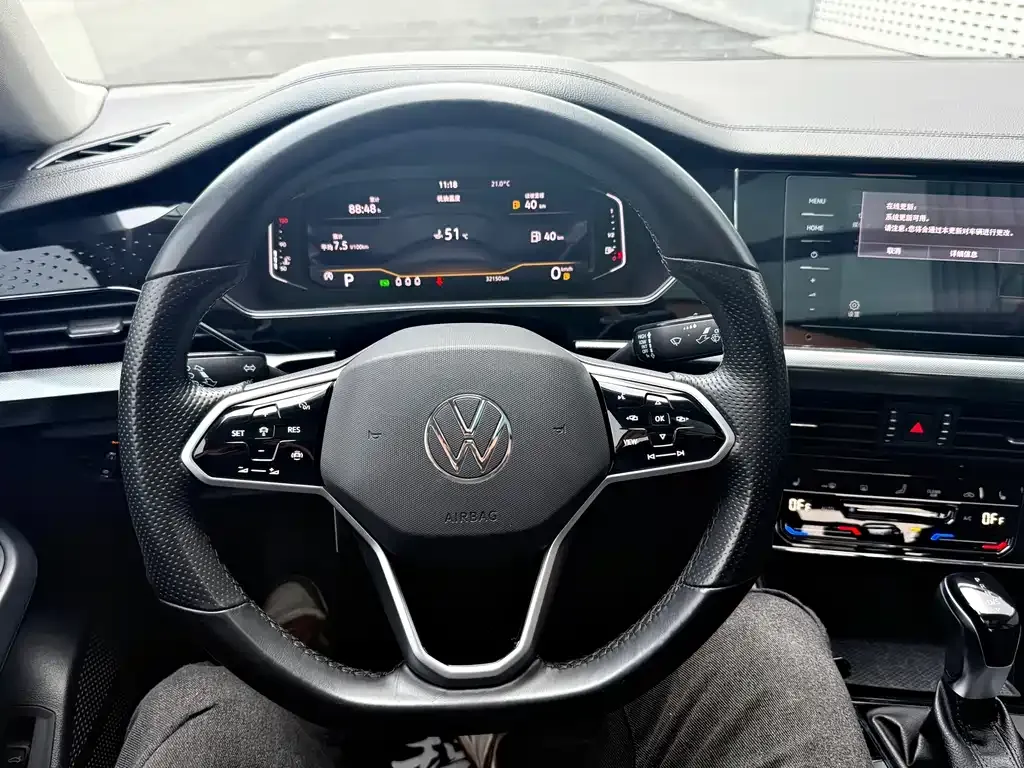 Volkswagen Passat — фото 7