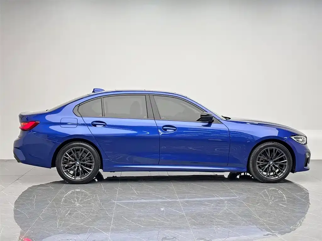 BMW 3 Series 2022 из CN, фото 7