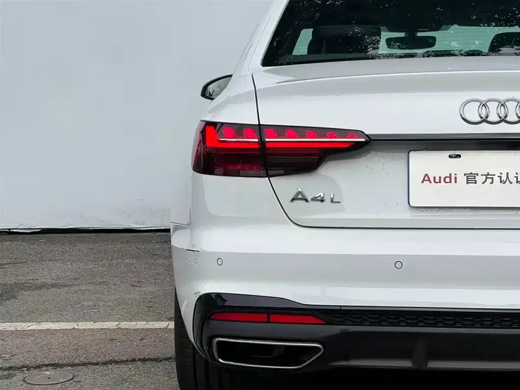 Audi A4L — фото 10