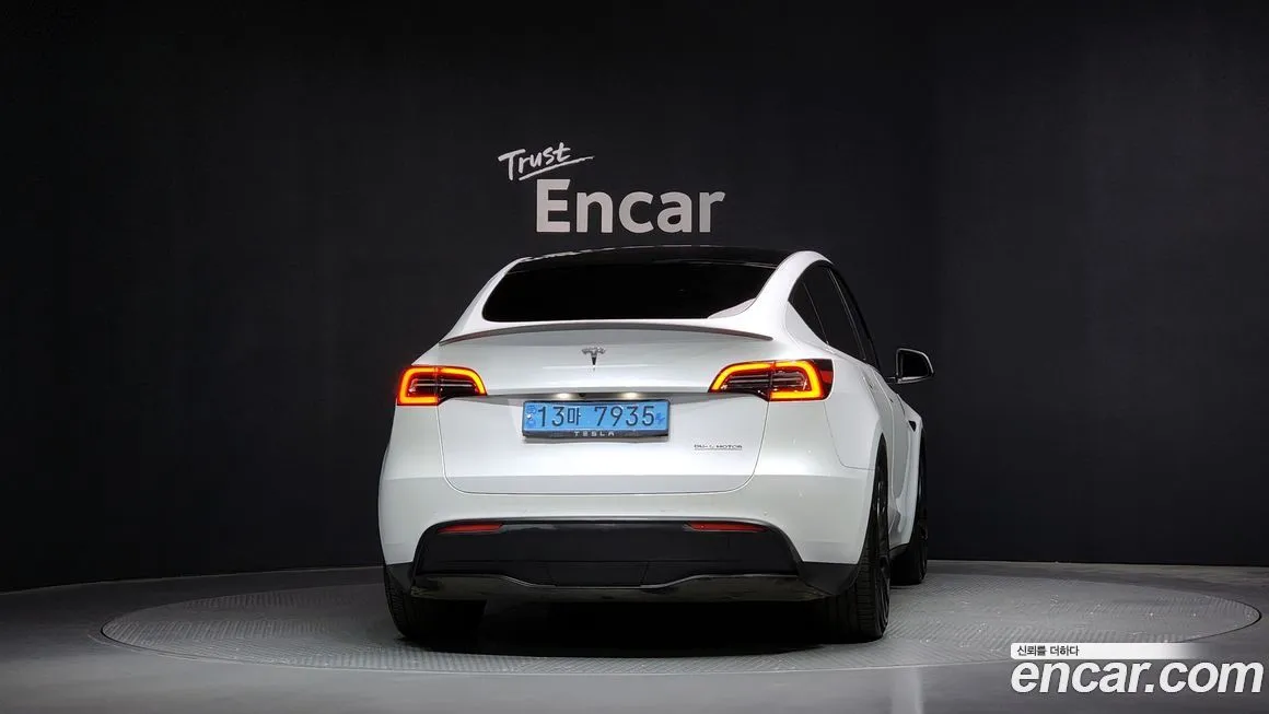 Tesla Model Y 2022 из KR, фото 4