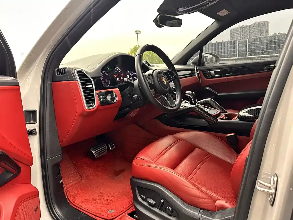 Porsche Cayenne 2023 из CN, фото 9