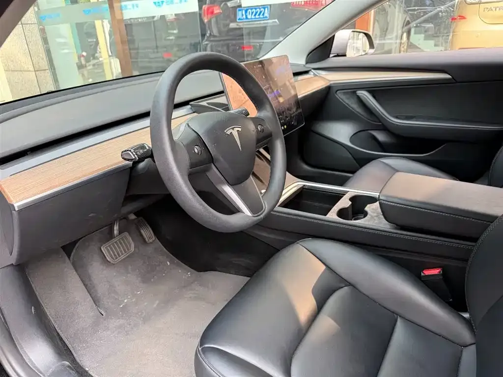 Tesla Model 3 2023 из CN, фото 7