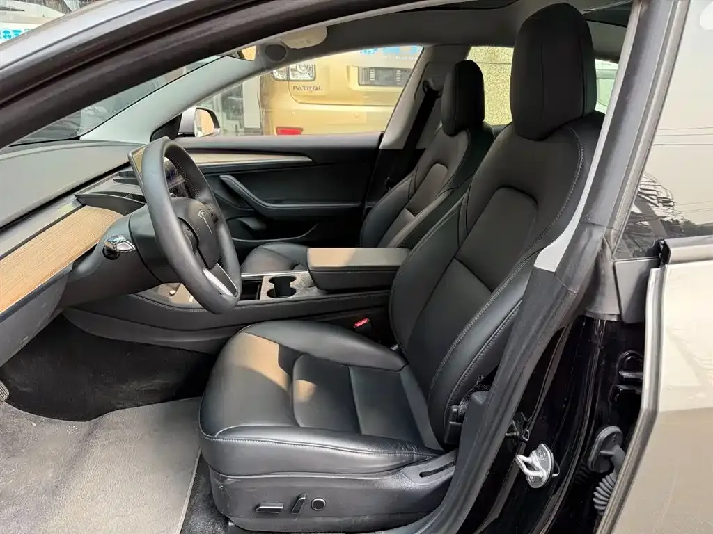 Tesla Model 3 2023 из CN, фото 8