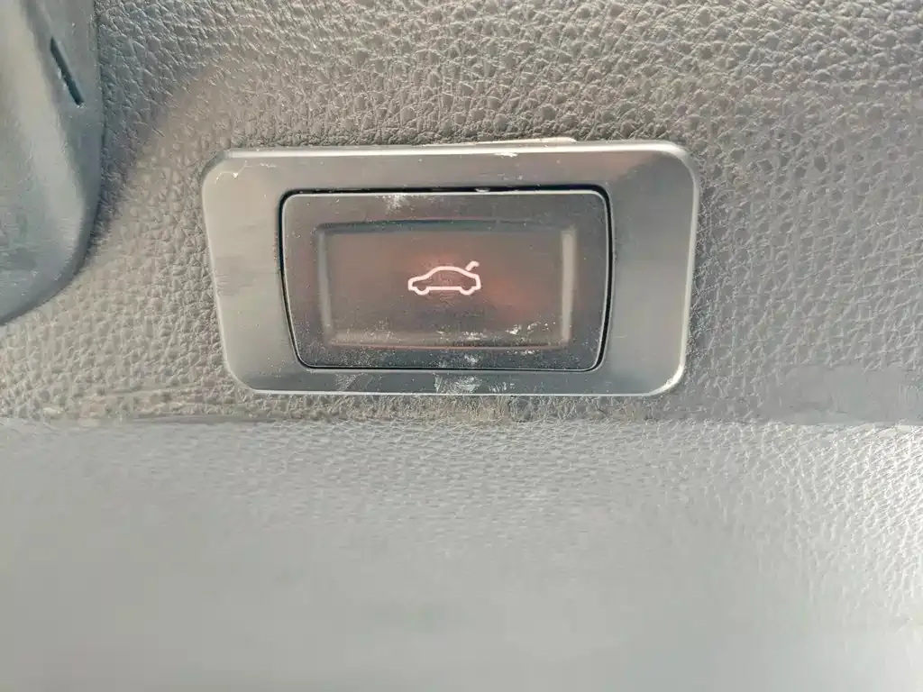 Toyota Wildlander 2021 из CN, фото 10