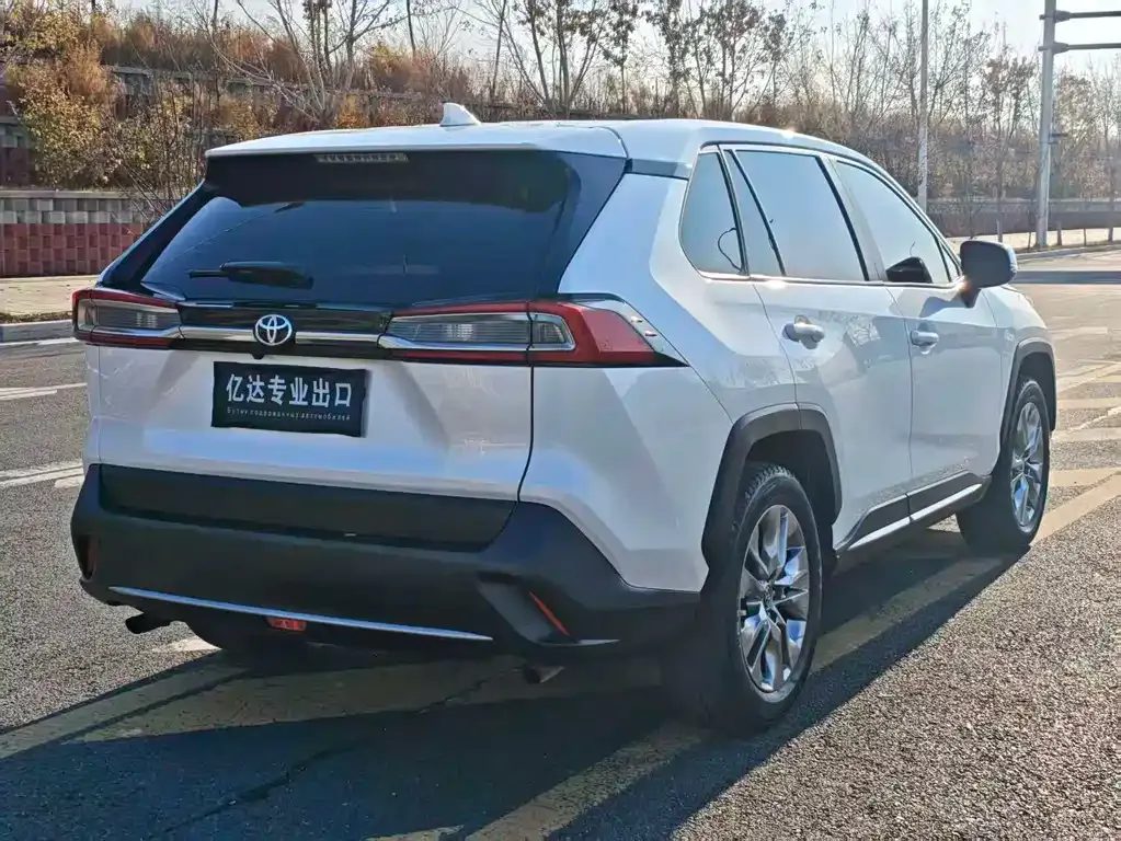 Toyota Wildlander 2021 из CN, фото 6