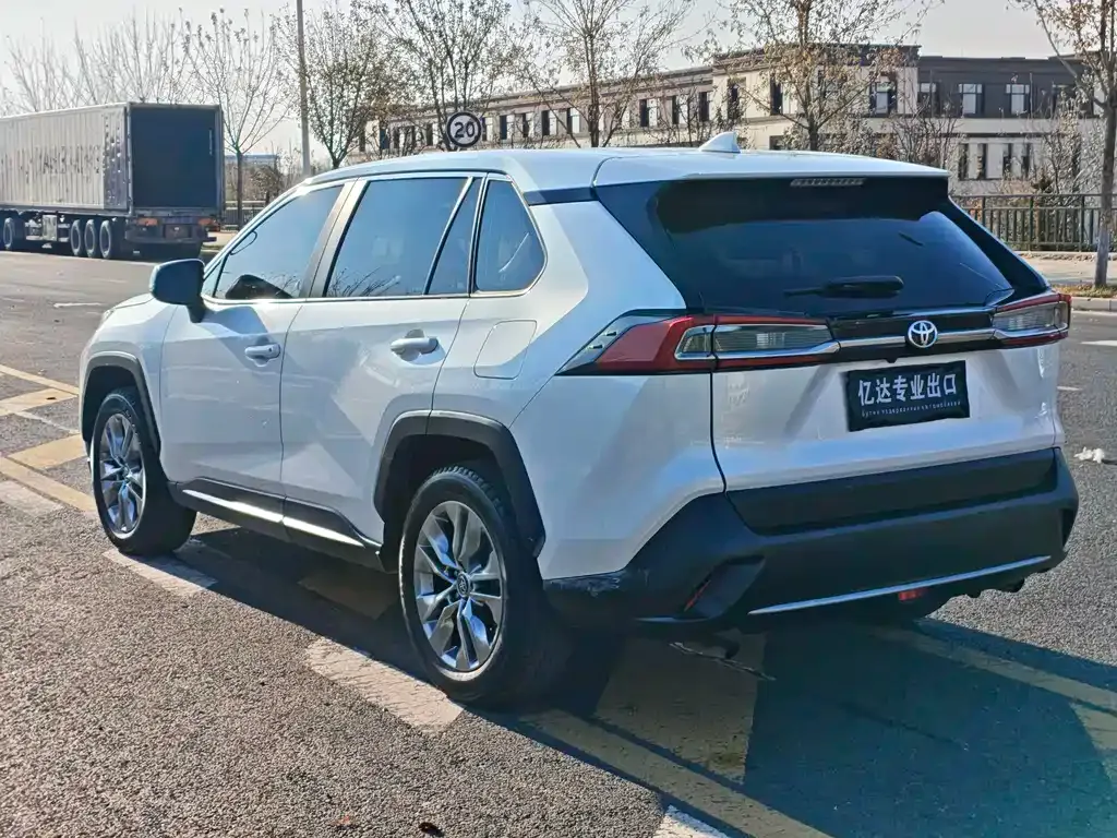 Toyota Wildlander 2021 из CN, фото 8