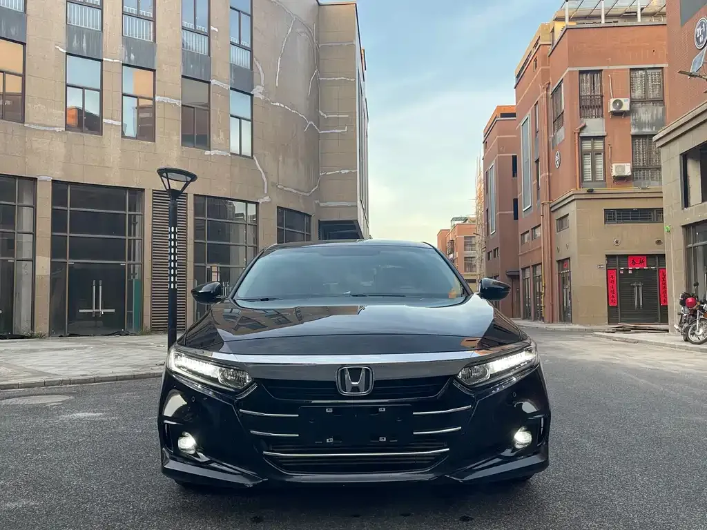 Honda Accord — фото 2