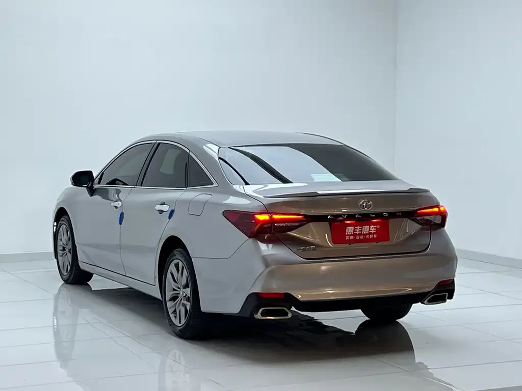 Toyota Avalon 2022 из CN, фото 7