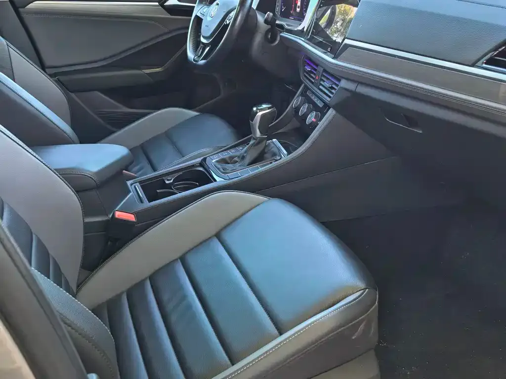 Volkswagen Sagitar 2022 из CN, фото 6