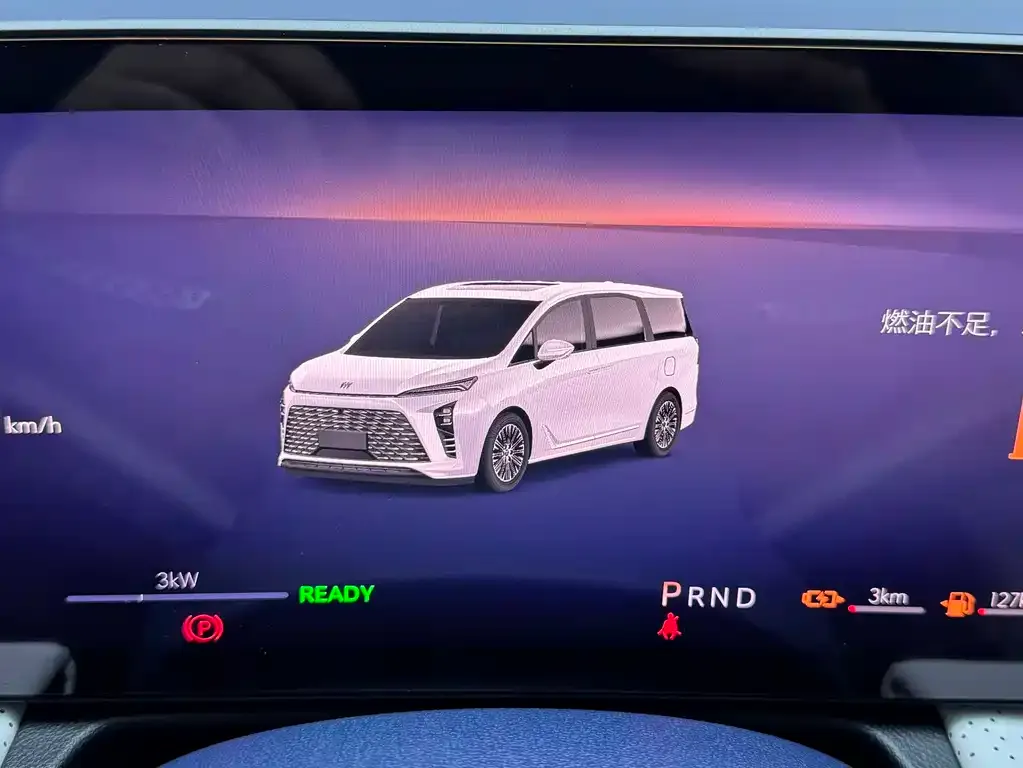 Buick GL8 Hybrid — фото 10