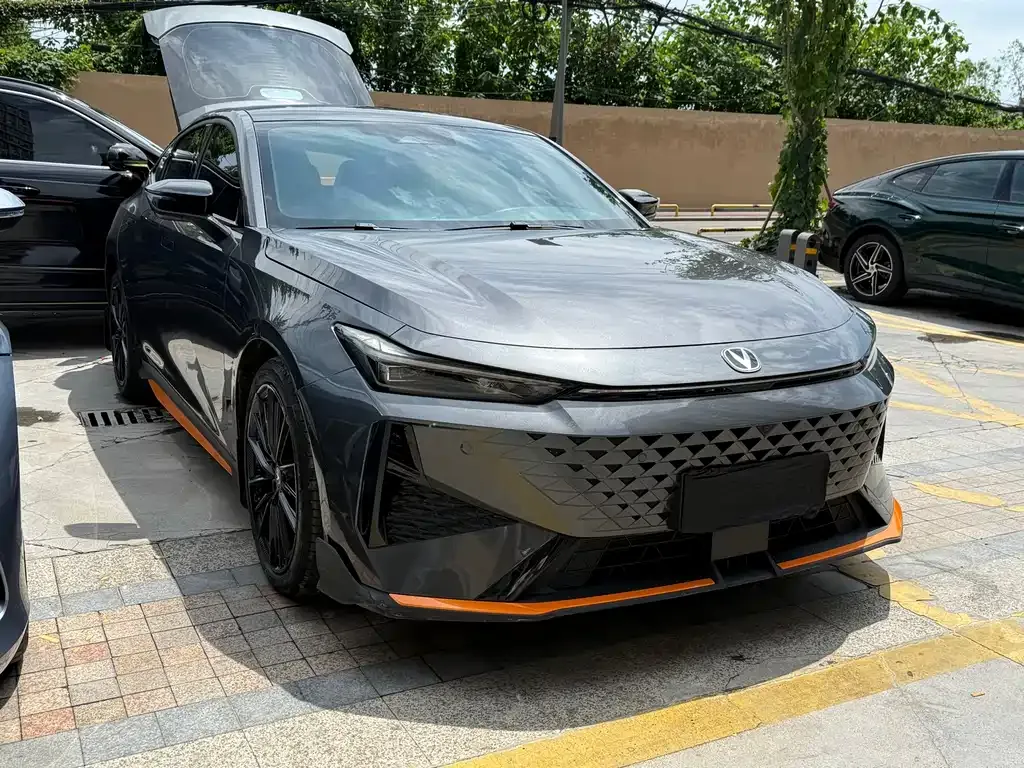 Changan UNI-V 2024 из CN, фото 3
