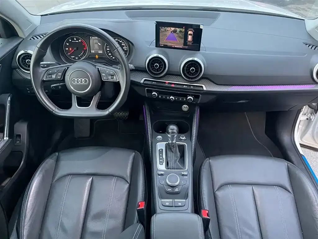 Audi Q2L 2023 из CN, фото 10