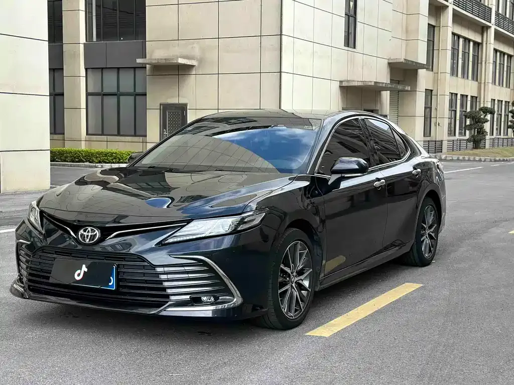 Toyota Camry 2021 из CN, фото 1