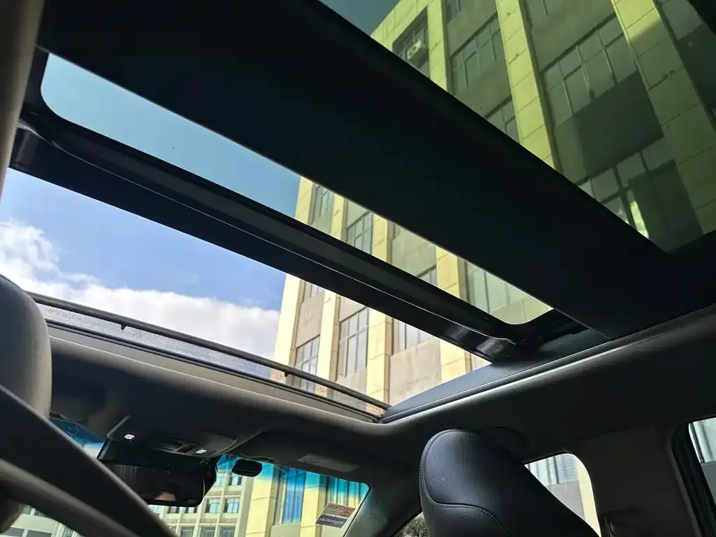 Toyota Camry 2021 из CN, фото 10