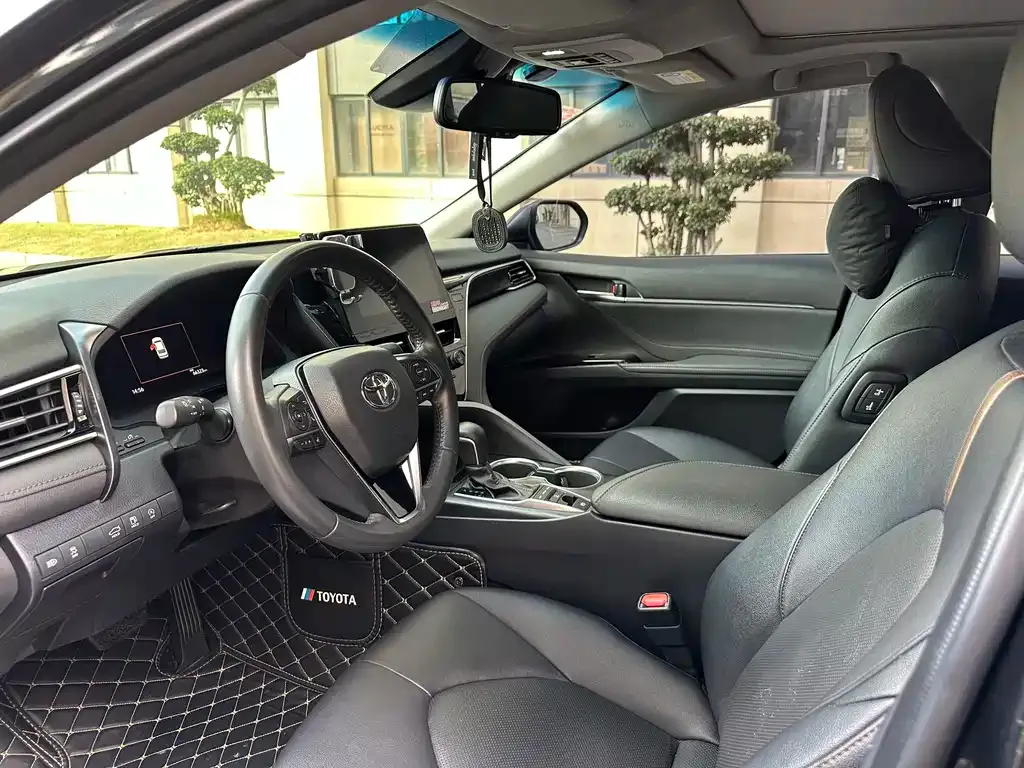 Toyota Camry 2021 из CN, фото 5