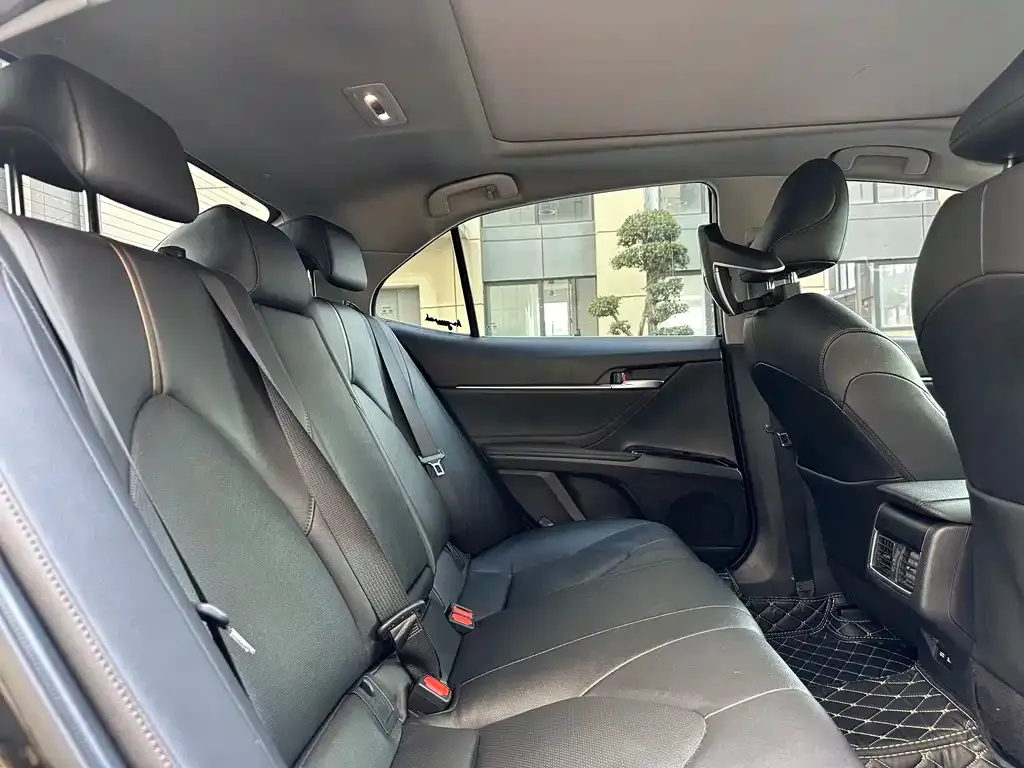 Toyota Camry 2021 из CN, фото 9