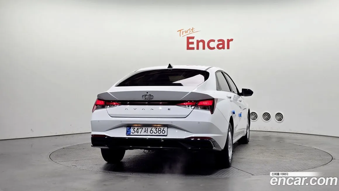 Hyundai AVANTE 2021 из KR, фото 4