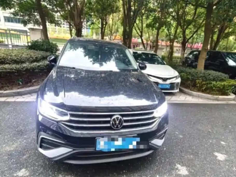 Volkswagen Tiguan L 2022 из CN, фото 2