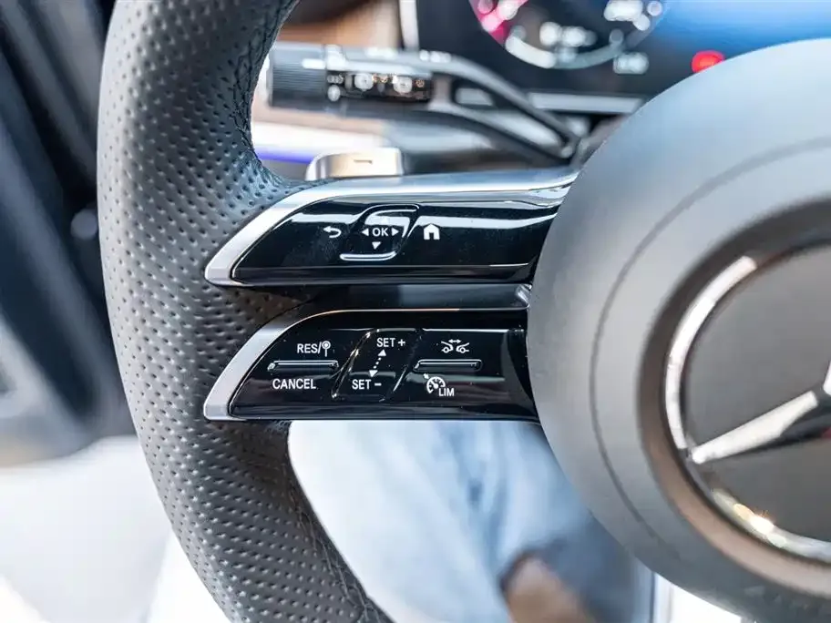 Mercedes-Benz GLC 2023 из CN, фото 3