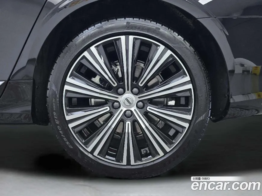 Volvo S90 2025 из KR, фото 5