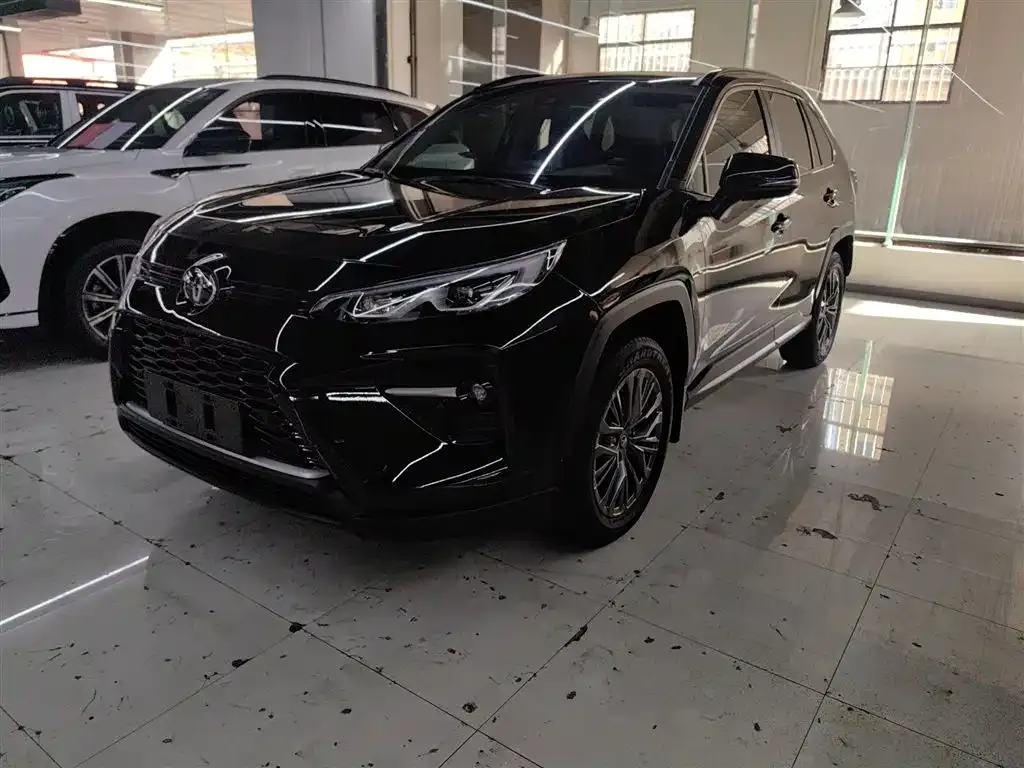 Toyota Wildlander 2023 из CN, фото 2